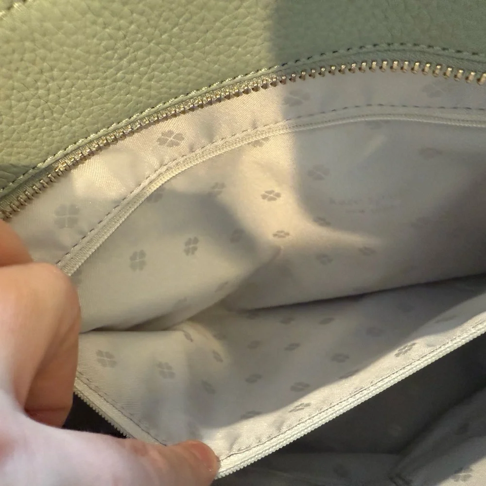 Kate Spade medium mint pebbled leather zip tote NWT